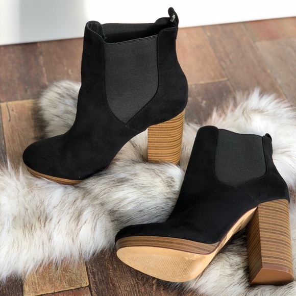 ✨ Suede Ankle Booties - Picture 3 of 3